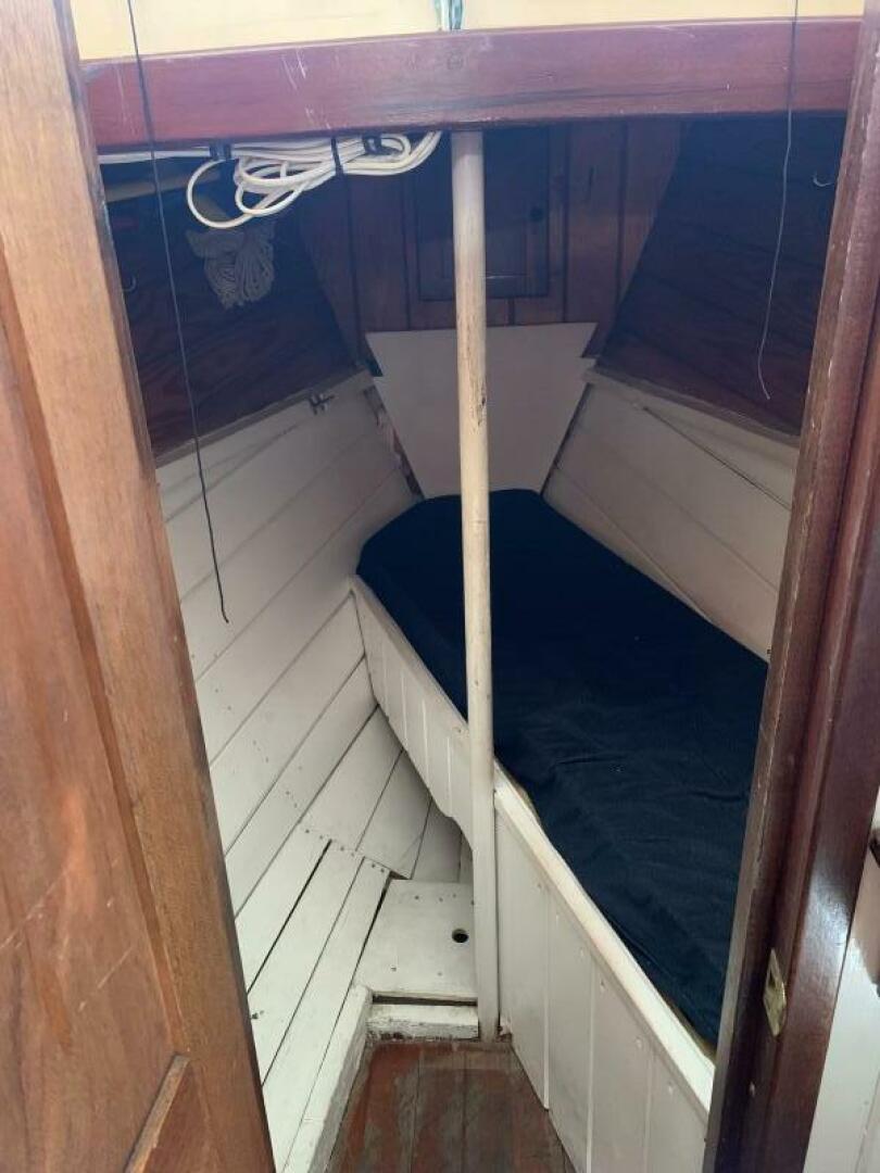 Slide: The Image of Colvin Gazelle Junk Schooner 1979 - 5104089