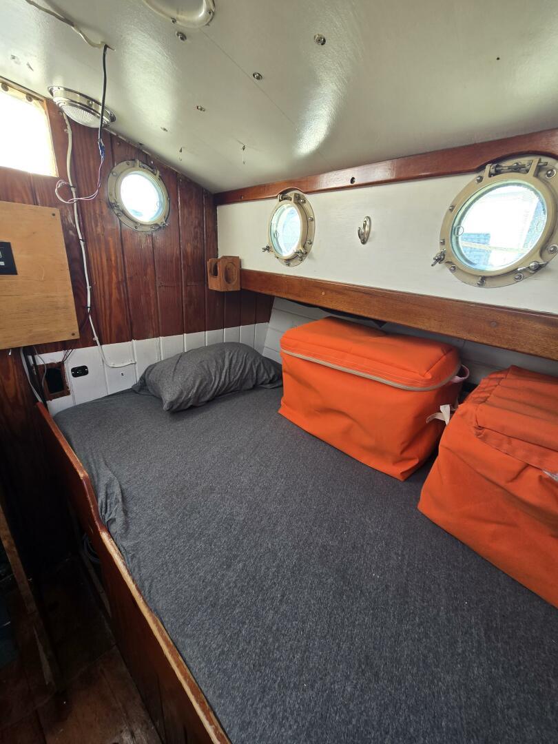 Slide: The Image of Colvin Gazelle Junk Schooner 1979 - 5102592