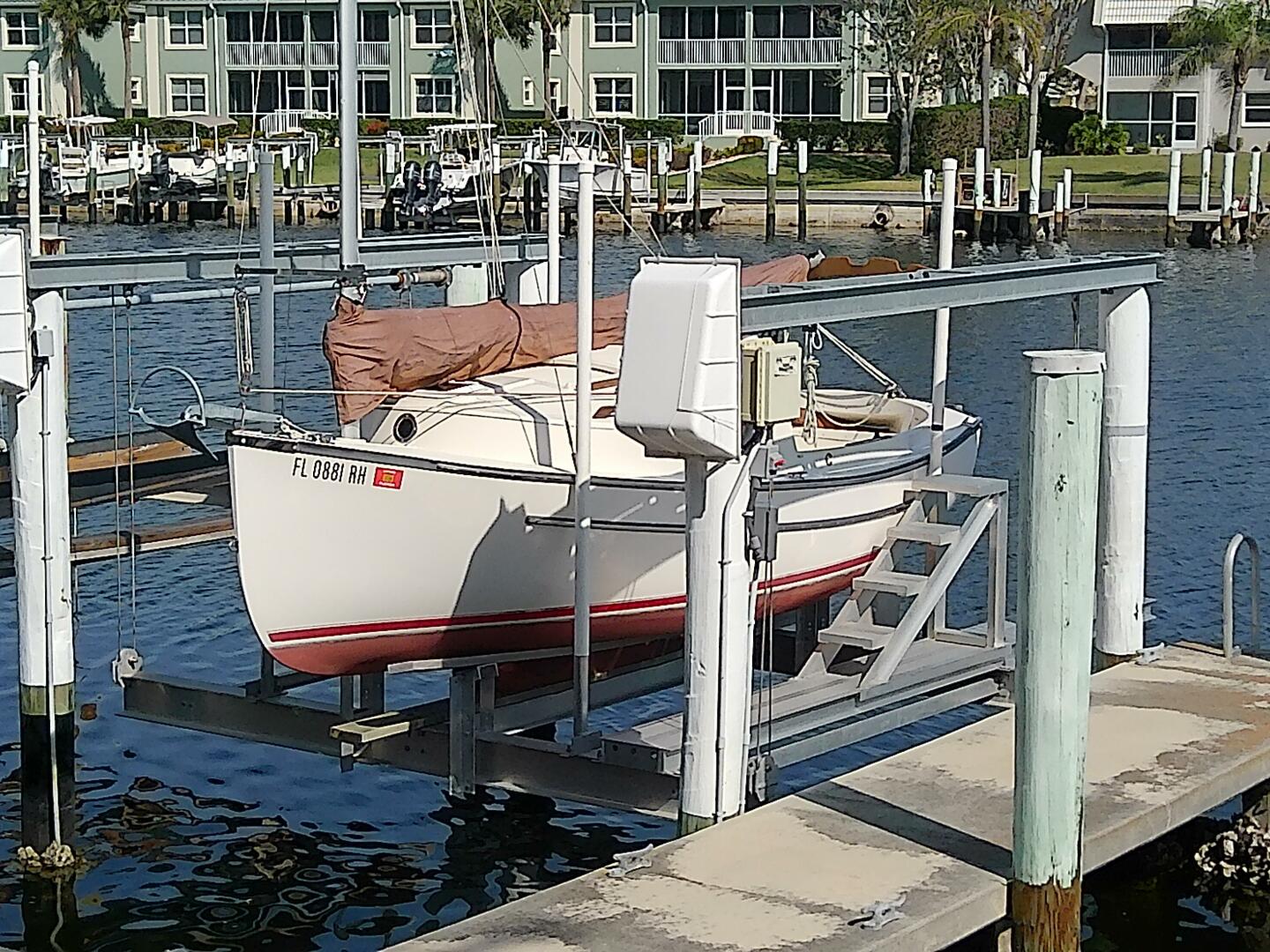 Slide: The Image of Com-Pac Sun Cat 2017 - 5059488