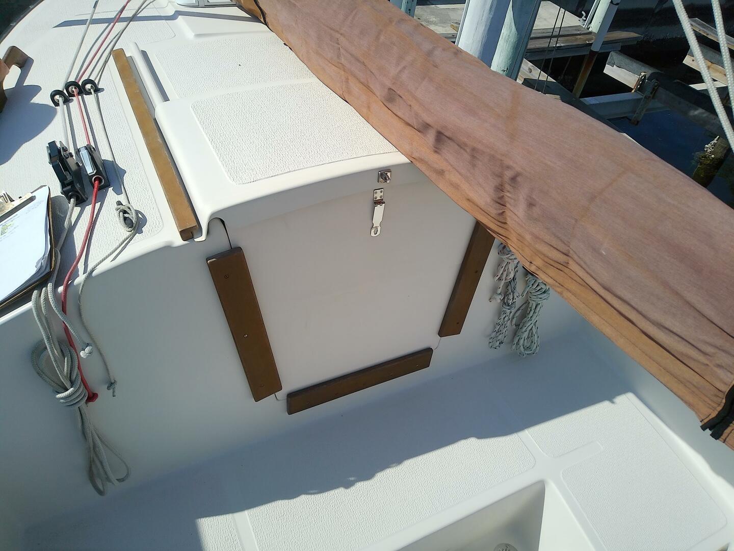 Slide: The Image of Com-Pac Sun Cat 2017 - 5059494