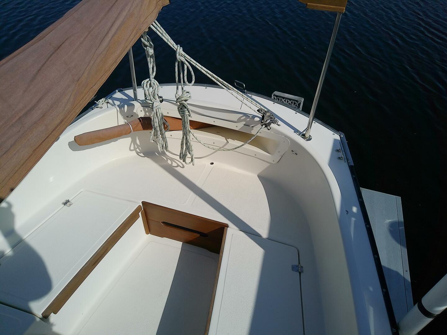 Slide: The Image of Com-Pac Sun Cat 2017 - 5059501