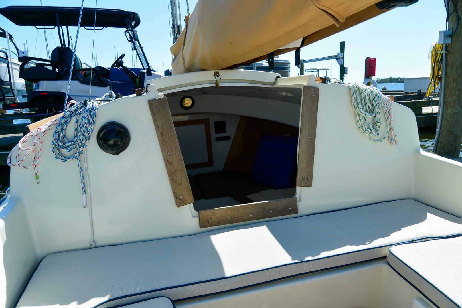 Slide: The Image of Com-Pac Sun Cat 2024 - 4728938