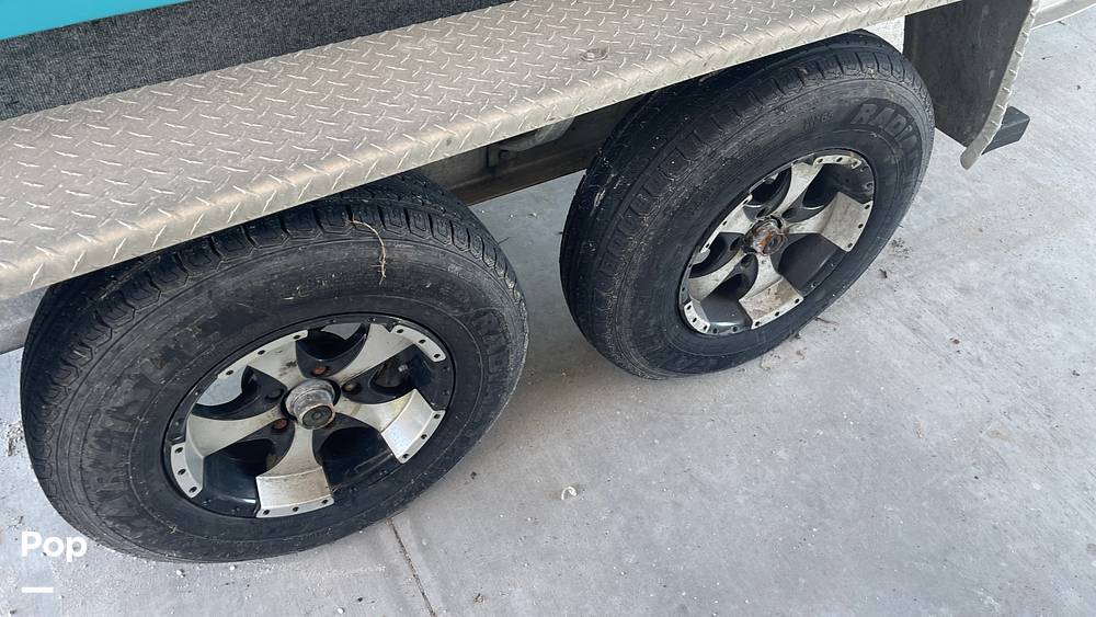 Slide: The Image of Trailer Tires - 13071180