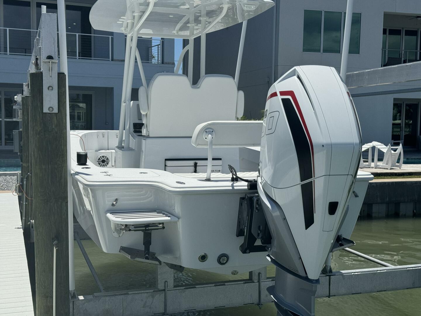 Slide: The Image of Conch 25 Bay 2022 - 4384527