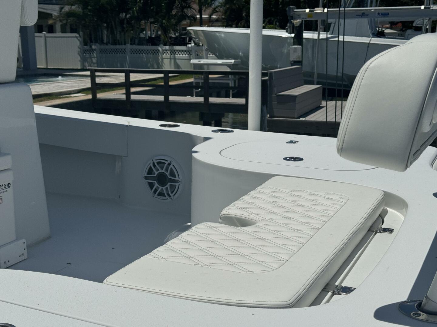 Slide: The Image of Conch 25 Bay 2022 - 4384529