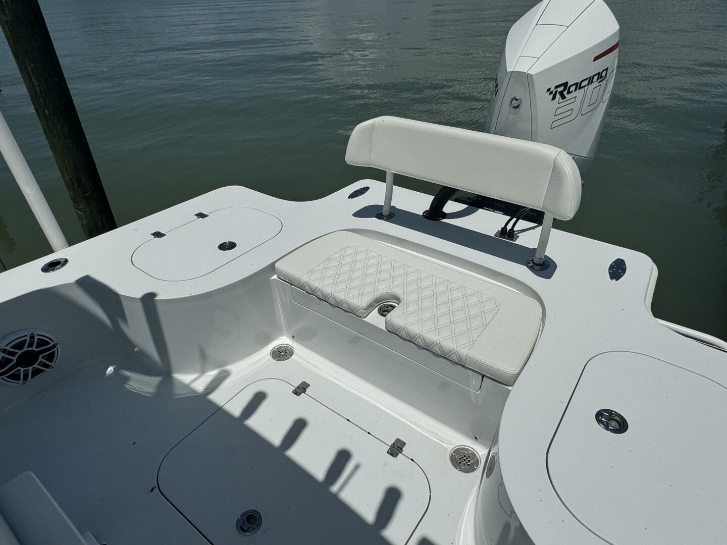 Slide: The Image of Conch 25 Bay 2022 - 4384530