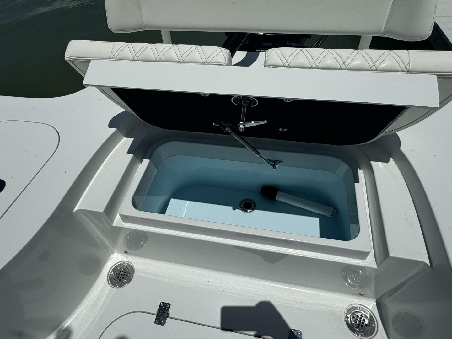 Slide: The Image of Conch 25 Bay 2022 - 4384534