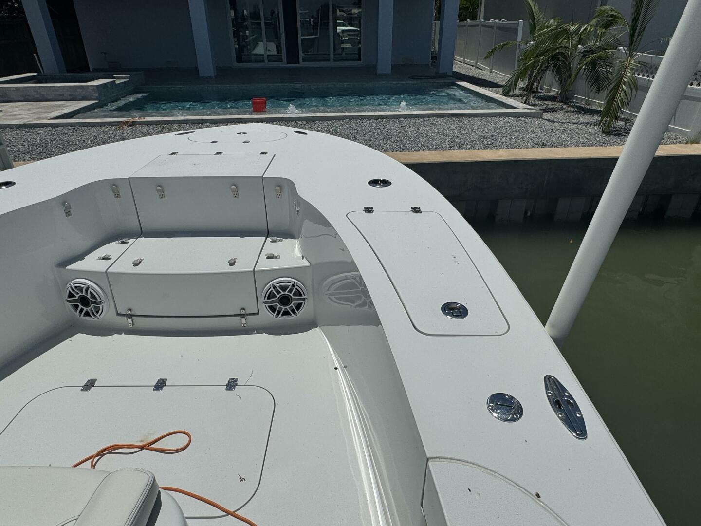 Slide: The Image of Conch 25 Bay 2022 - 4384549