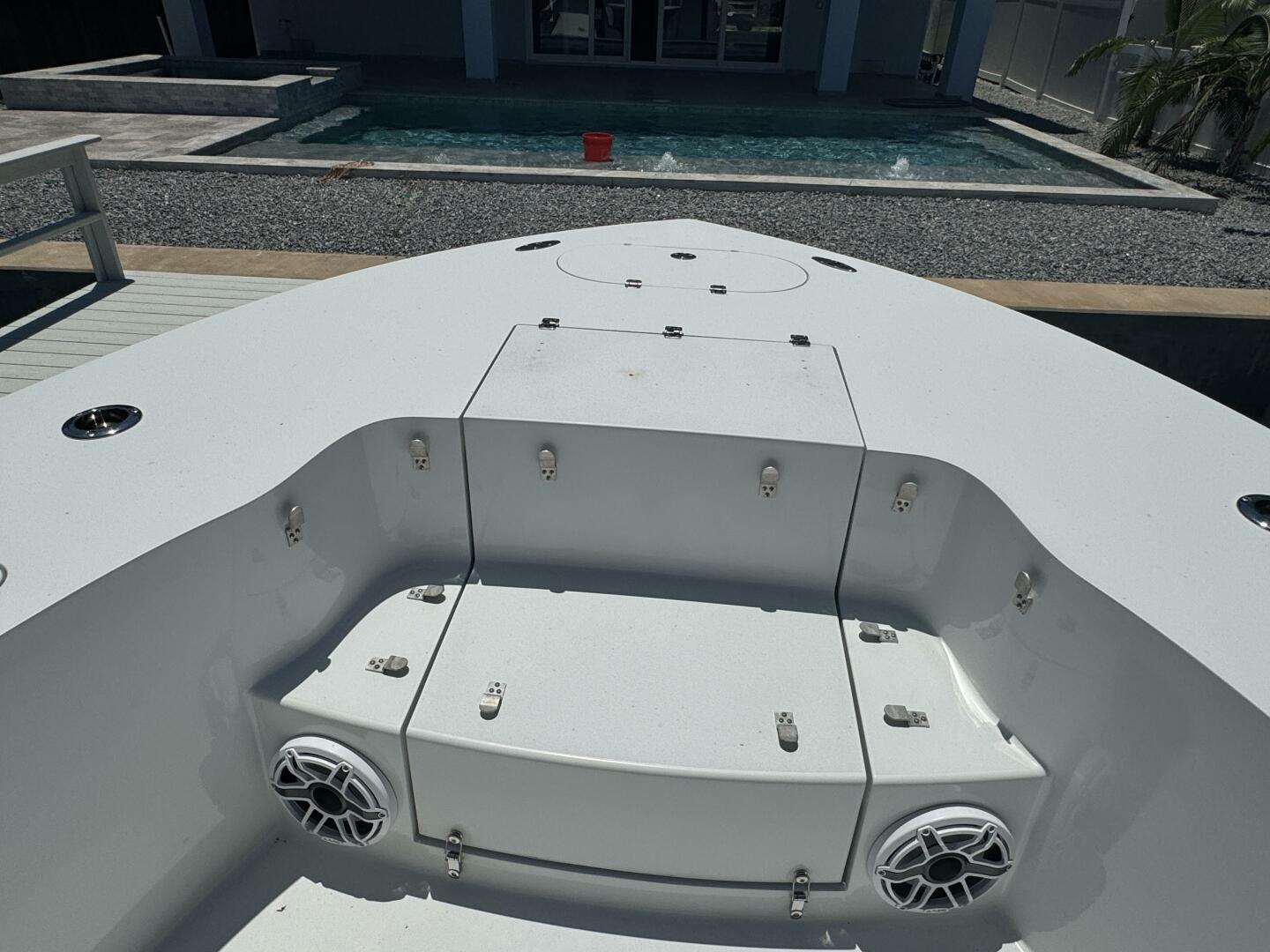 Slide: The Image of Conch 25 Bay 2022 - 4384553