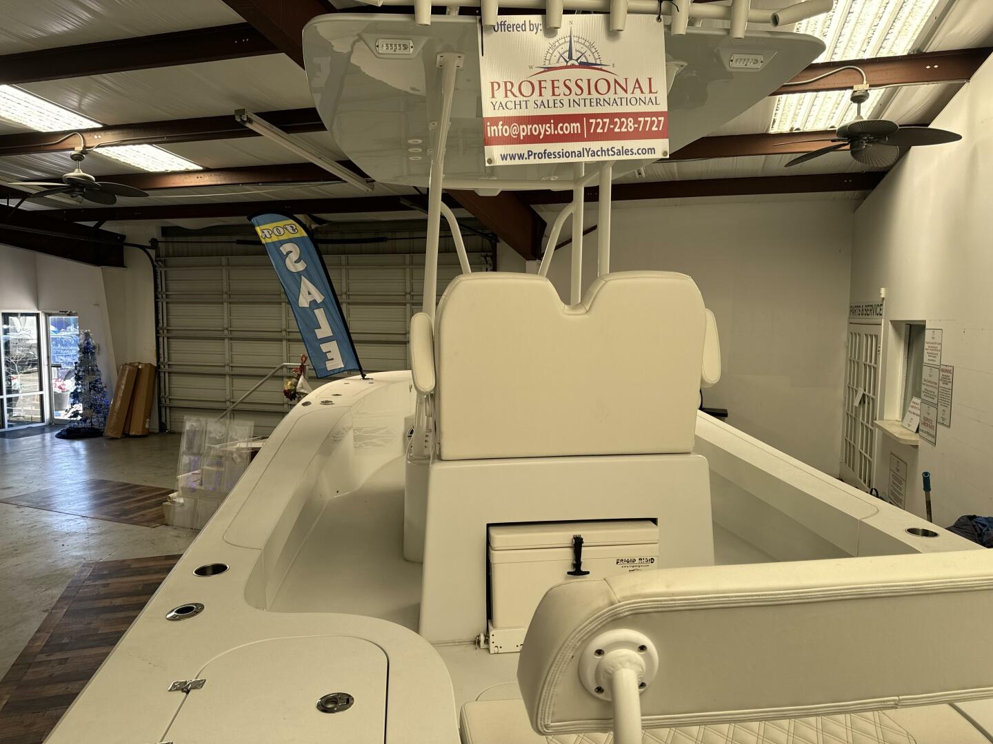 Slide: The Image of Conch 25 Bay 2022 - 4875922