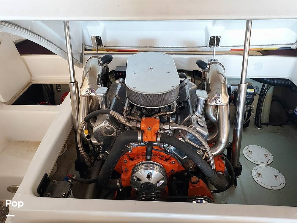 Slide: The Image of Engine Compartment - 10956076