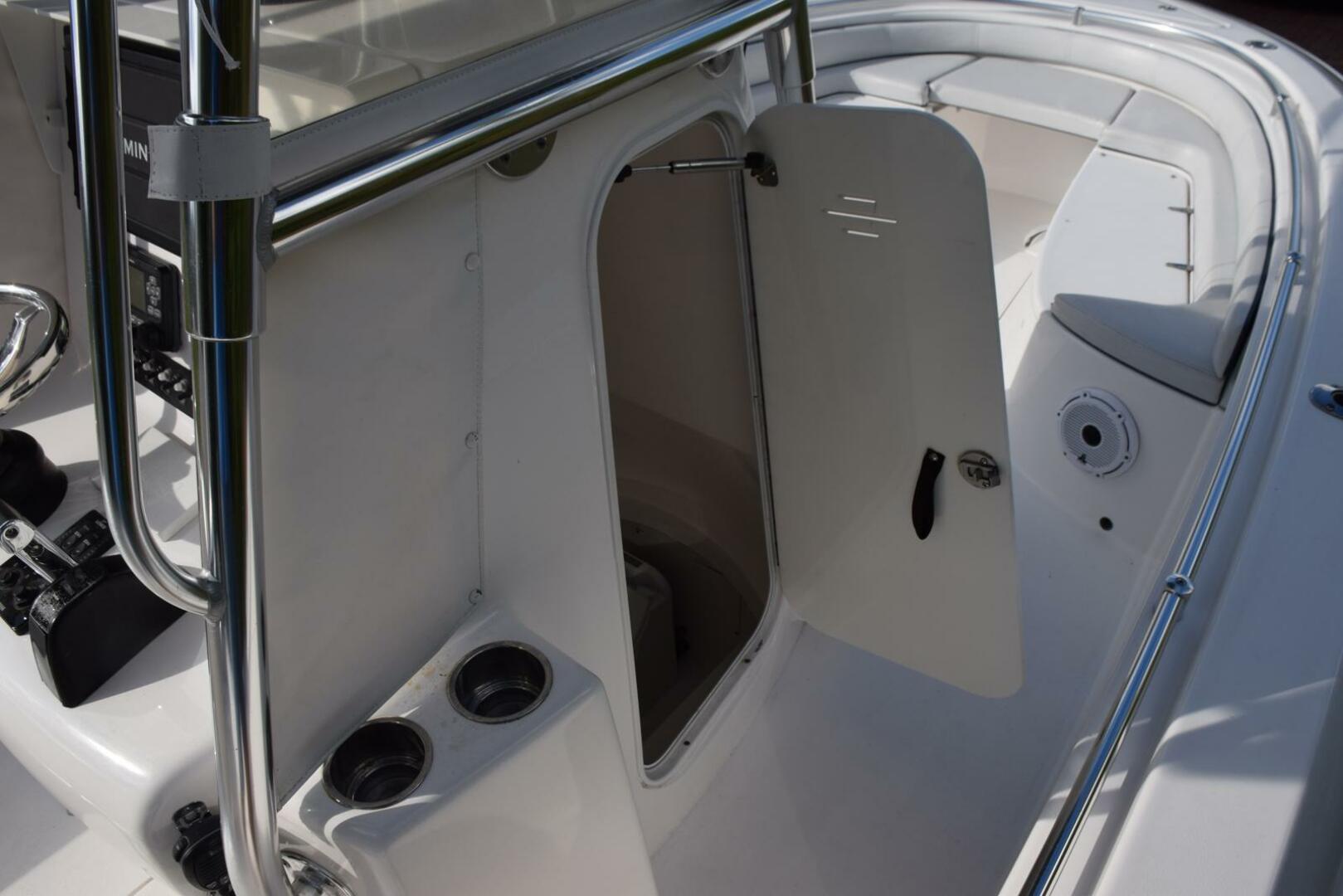 Slide: The Image of Side Opening Door to Under Console   - 5107817