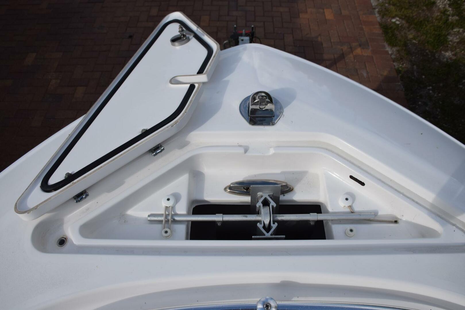 Slide: The Image of Anchor Locker with Mounted Fortress, Pop Up Running Light   - 5107823
