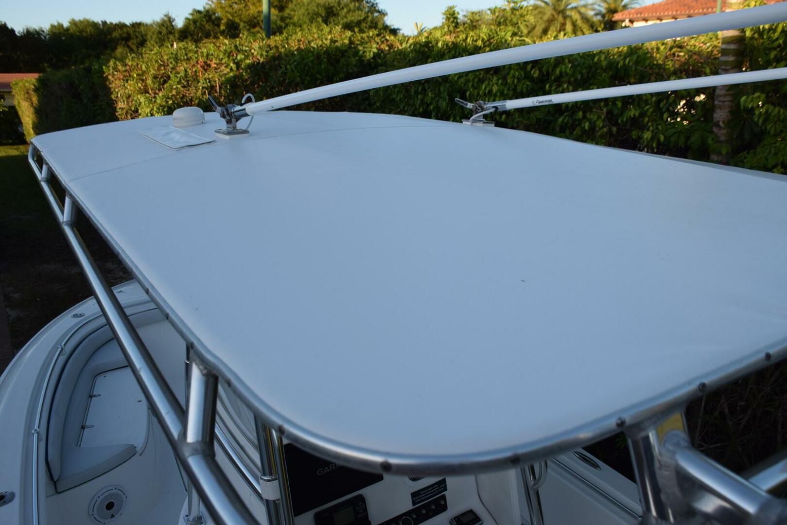 Slide: The Image of Clean Top with Surrounding Grab Rail Edge   - 5107829