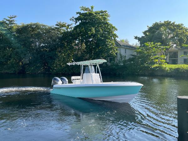 Slide: The Image of Contender 24 Sport Twin 150 2023 - 2