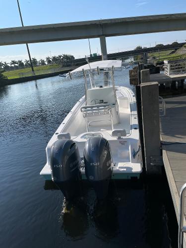 Slide: The Image of Contender 24 Sport Twin 150 2023 - 9