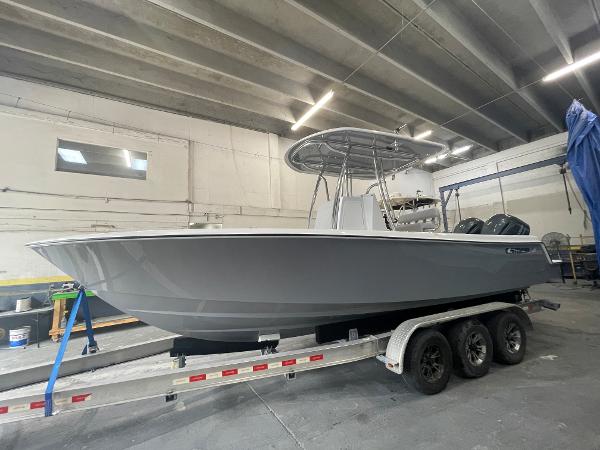 Slide: The Image of Contender 25T Twin 200 2023 - 8