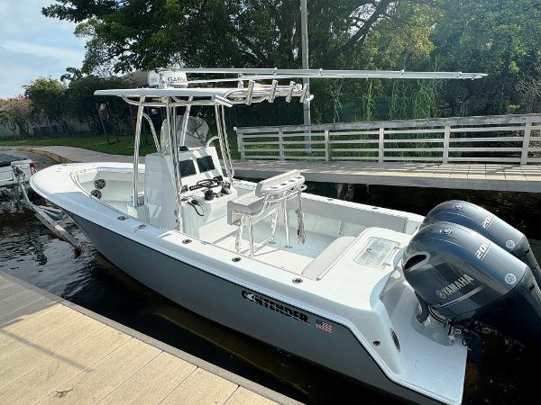 Slide: The Image of Contender 25T Twin 200 2023 - 9