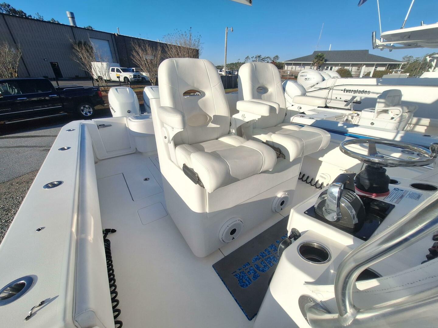 Slide: The Image of Contender 32T 2020 - 5117652
