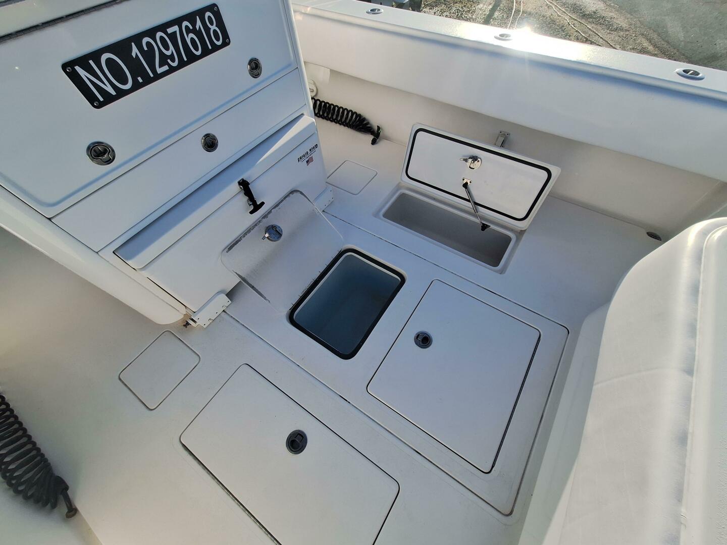Slide: The Image of Contender 32T 2020 - 5117558