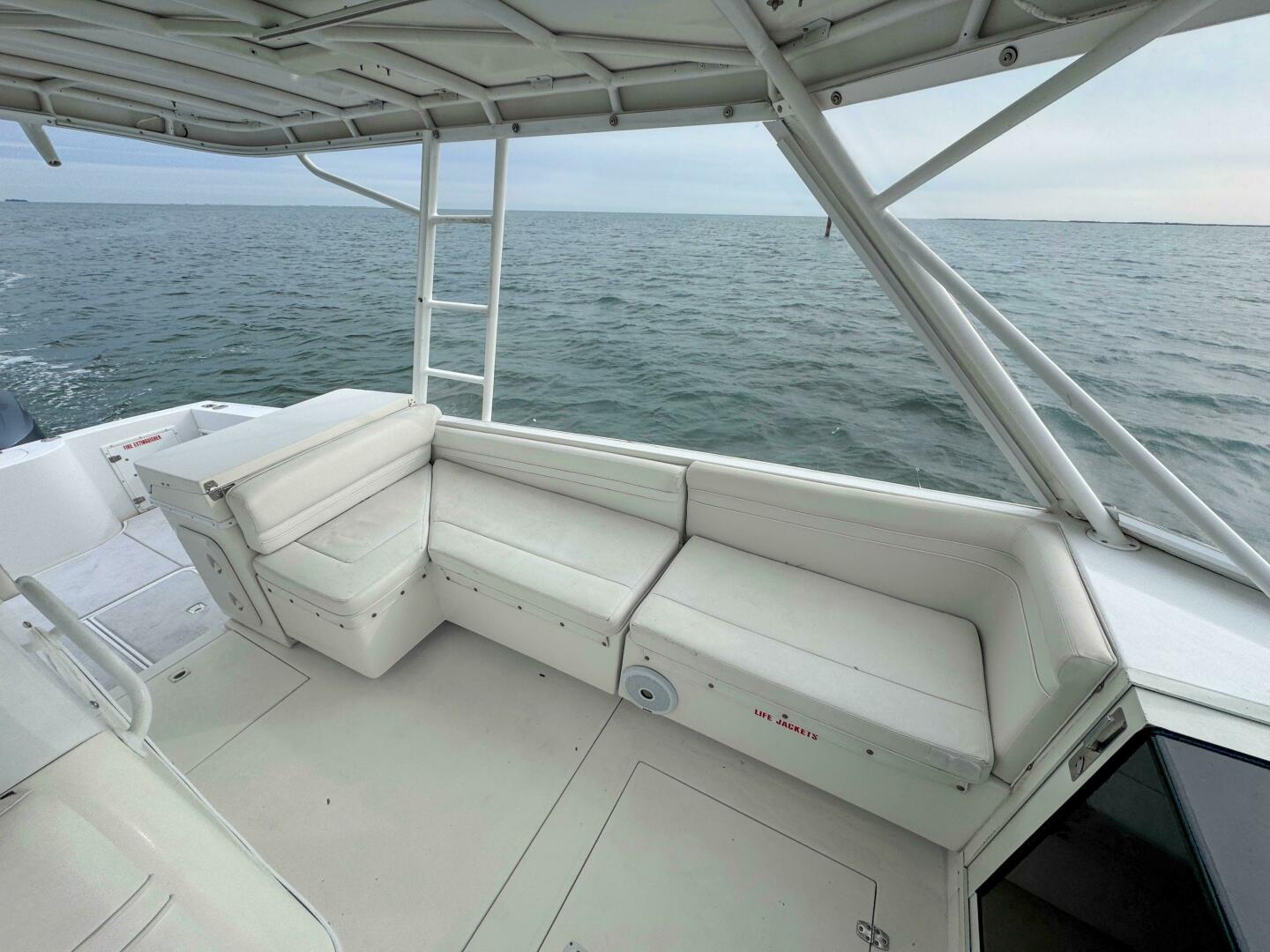 Slide: The Image of Contender 35 Side Console 1997 - 5106409