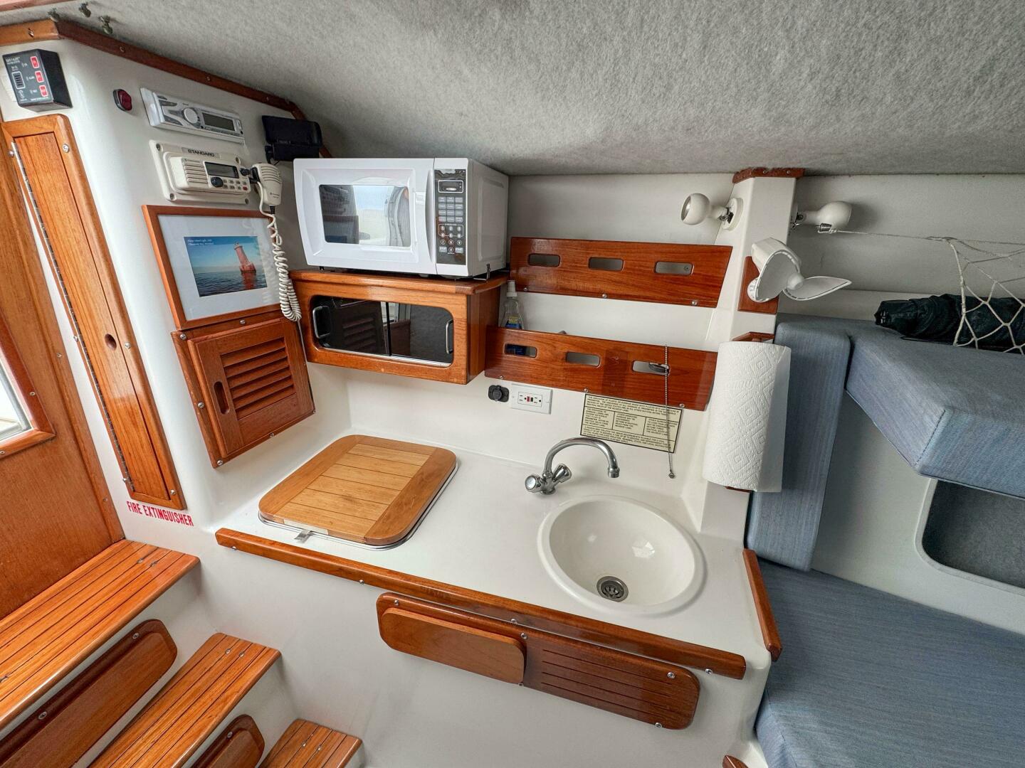 Slide: The Image of Contender 35 Side Console 1997 - 5106418