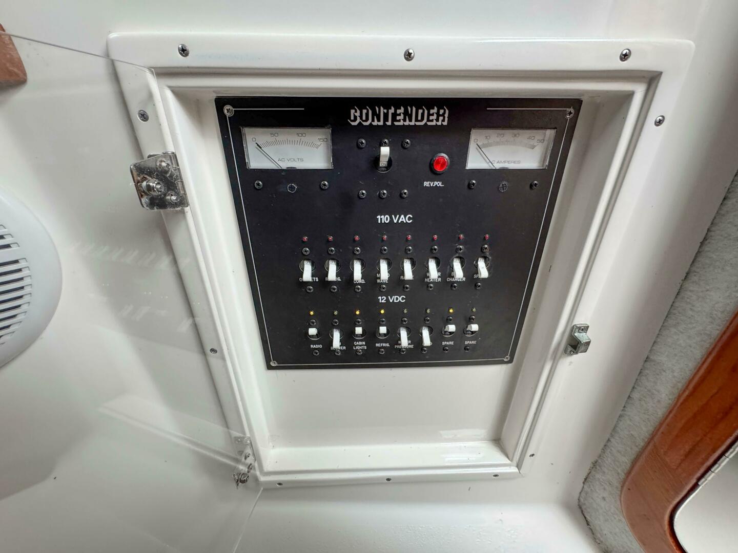 Slide: The Image of Contender 35 Side Console 1997 - 5106426