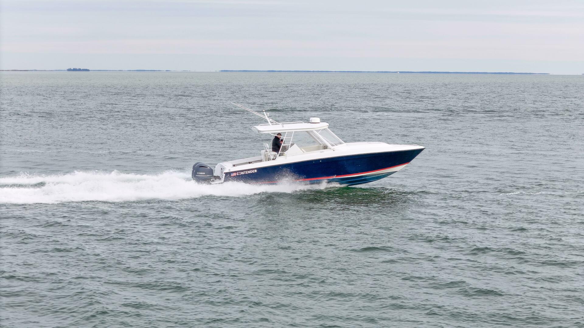 Slide: The Image of Contender 35 Side Console 1997 - 5106436