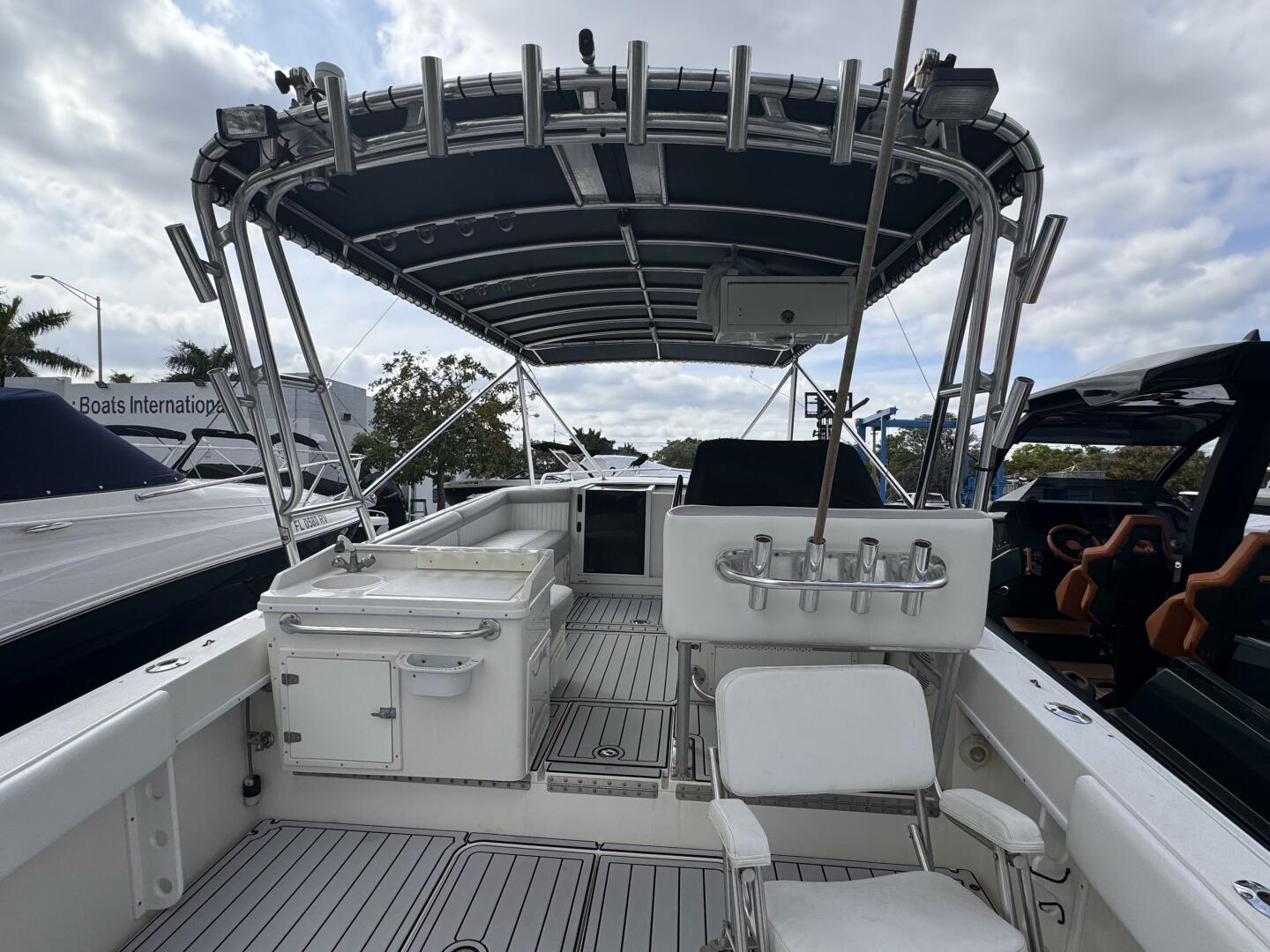 Slide: The Image of Contender 35 Side Console 2004 - 5060227