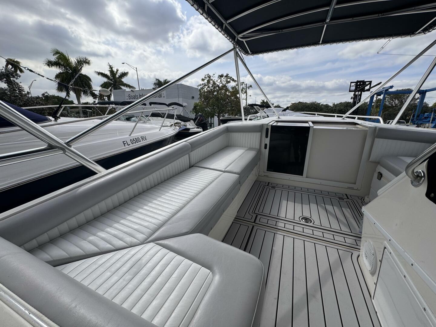 Slide: The Image of Contender 35 Side Console 2004 - 5060229