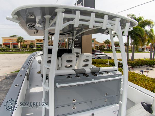 Slide: The Image of Contender 39 ST 2024 - 7