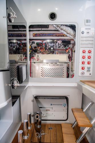 Slide: The Image of Contender 44 CB 2024 - 10