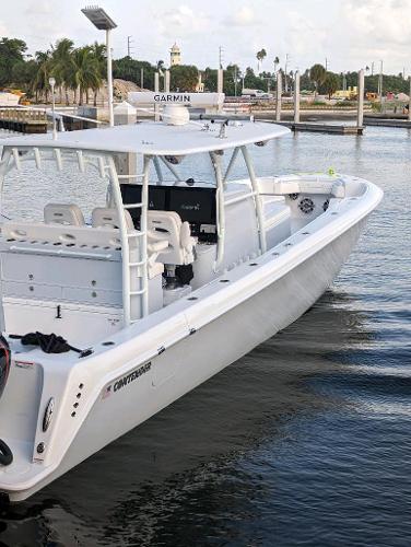 Slide: The Image of Contender 44 CB Dealer Demo 2023 - 11