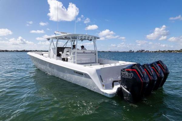 Slide: The Image of Contender 44 CB Dealer Demo 2023 - 3