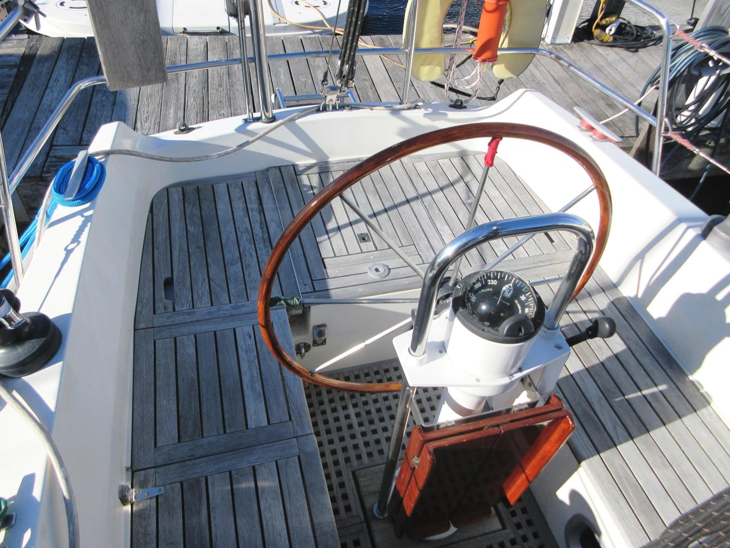Slide: The Image of Cockpit, aft - 3517181