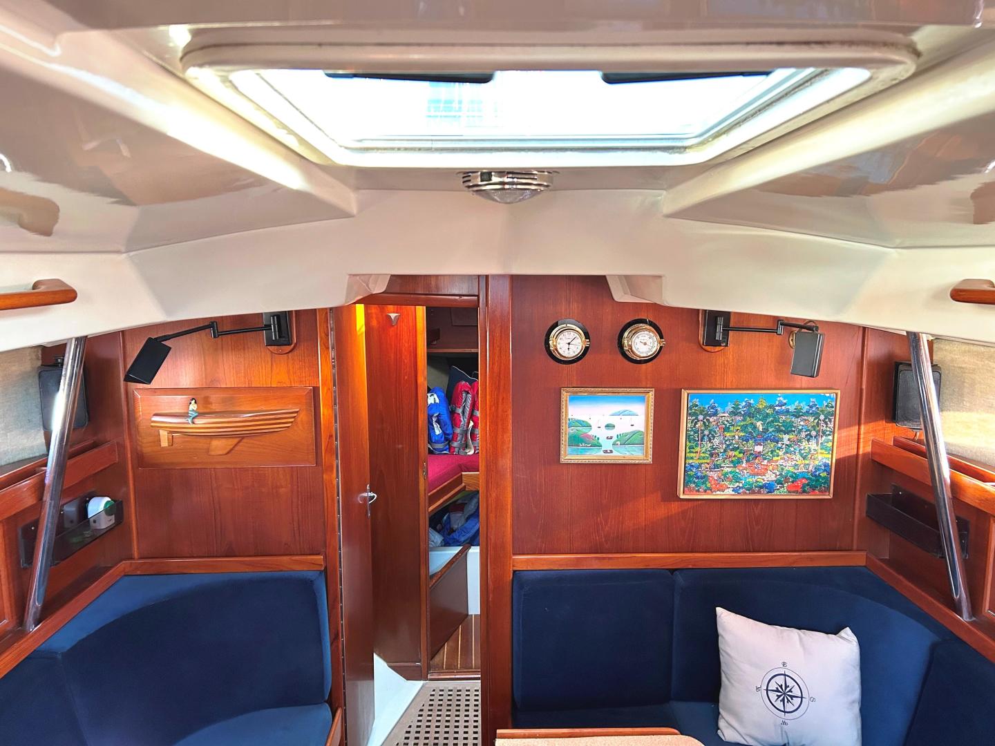 Slide: The Image of Salon forward to Head & Fore Cabin - 3517402