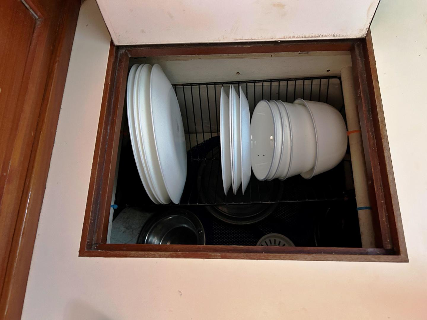 Slide: The Image of Custom dish storage - 3517358