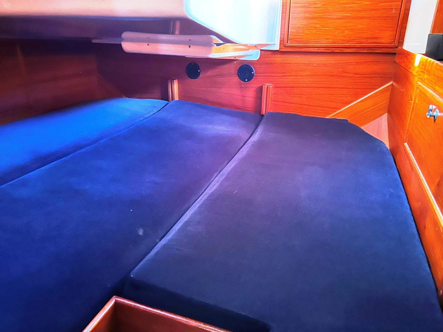 Slide: The Image of Aft Cabin berth - 3517188