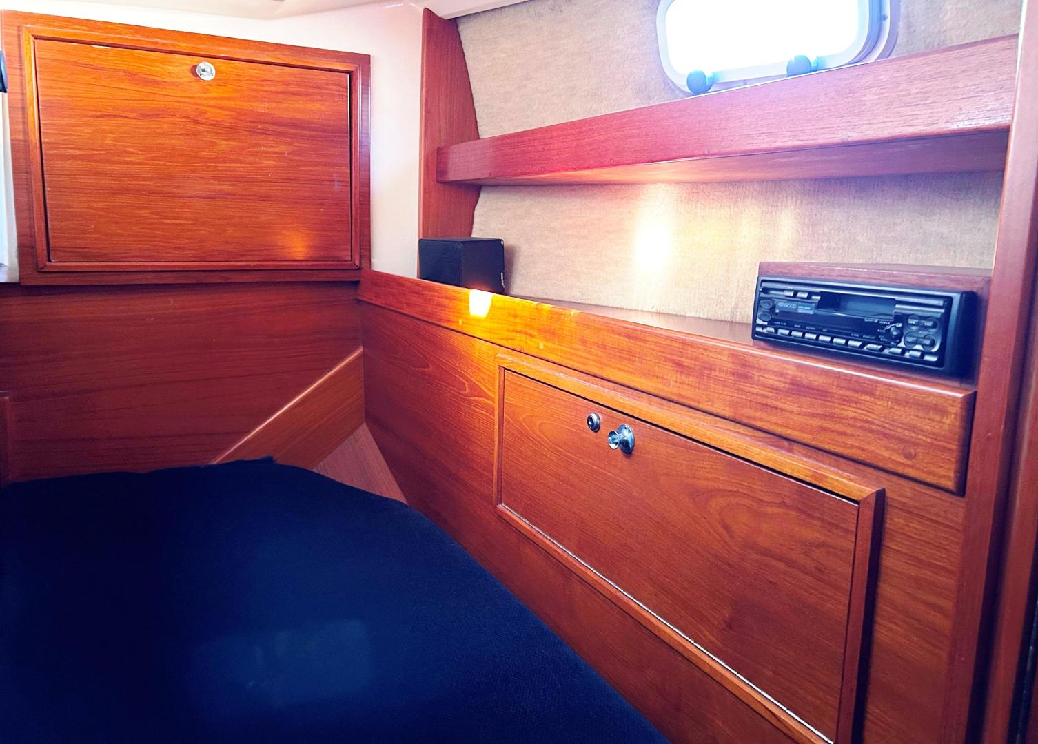 Slide: The Image of Aft Cabin, port side - 3517403