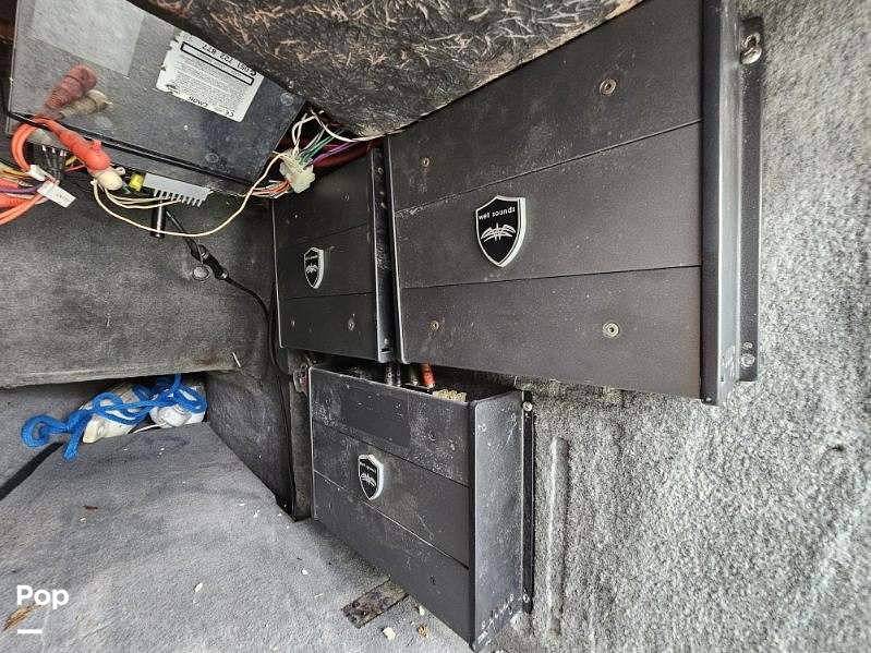 Slide: The Image of Correct Craft Air Nautique 226 TE 2007 - 15475541