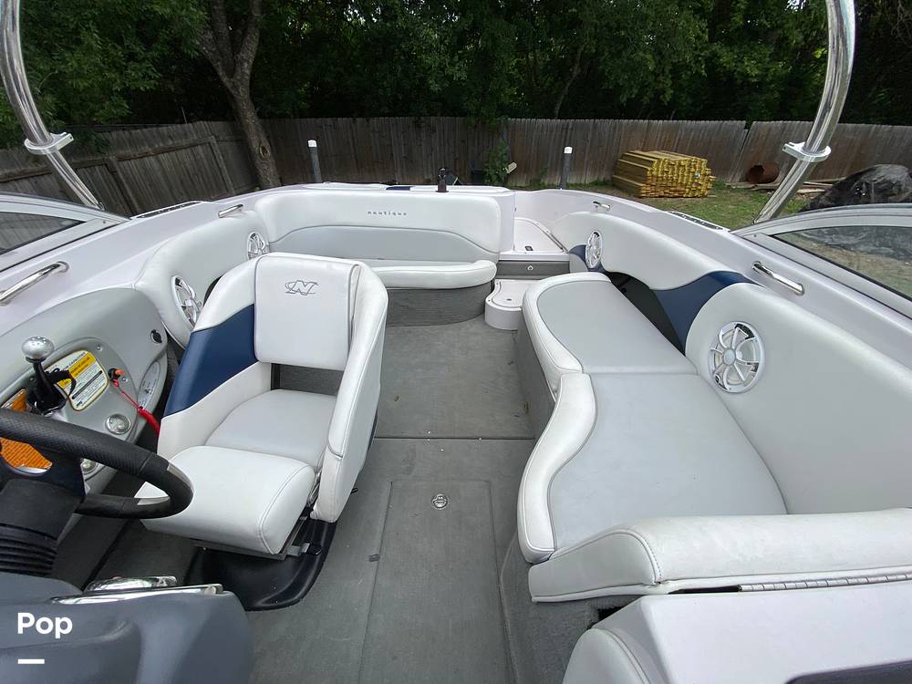 Slide: The Image of Correct Craft Air Nautique 226 TE 2007 - 15531286