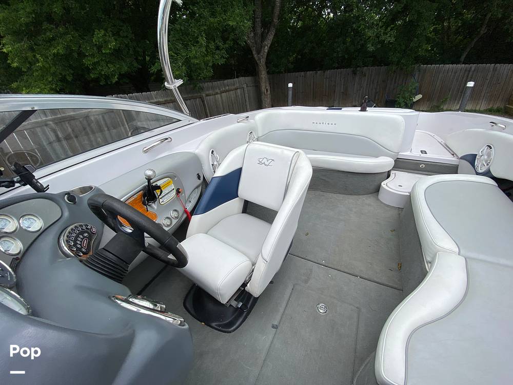 Slide: The Image of Correct Craft Air Nautique 226 TE 2007 - 15531290