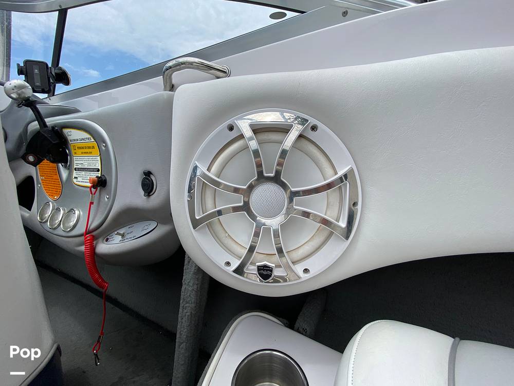 Slide: The Image of Correct Craft Air Nautique 226 TE 2007 - 15531299