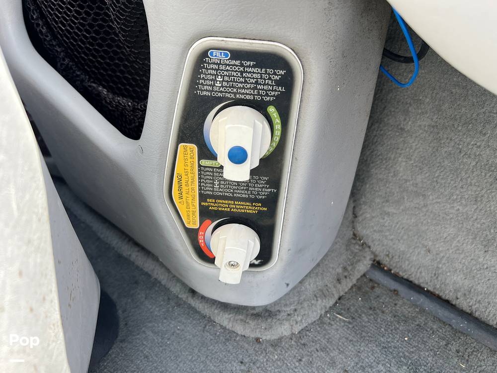 Slide: The Image of Correct Craft Pro Air Nautique 2001 - 15648077