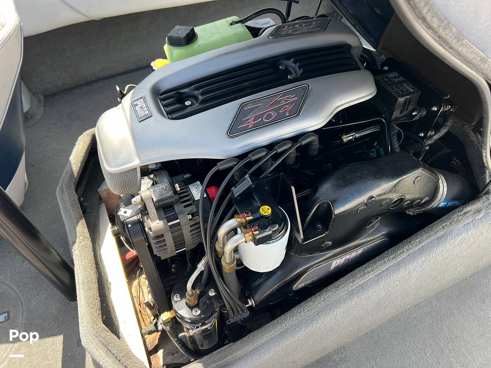 Slide: The Image of Correct Craft Pro Air Nautique 2001 - 15648081