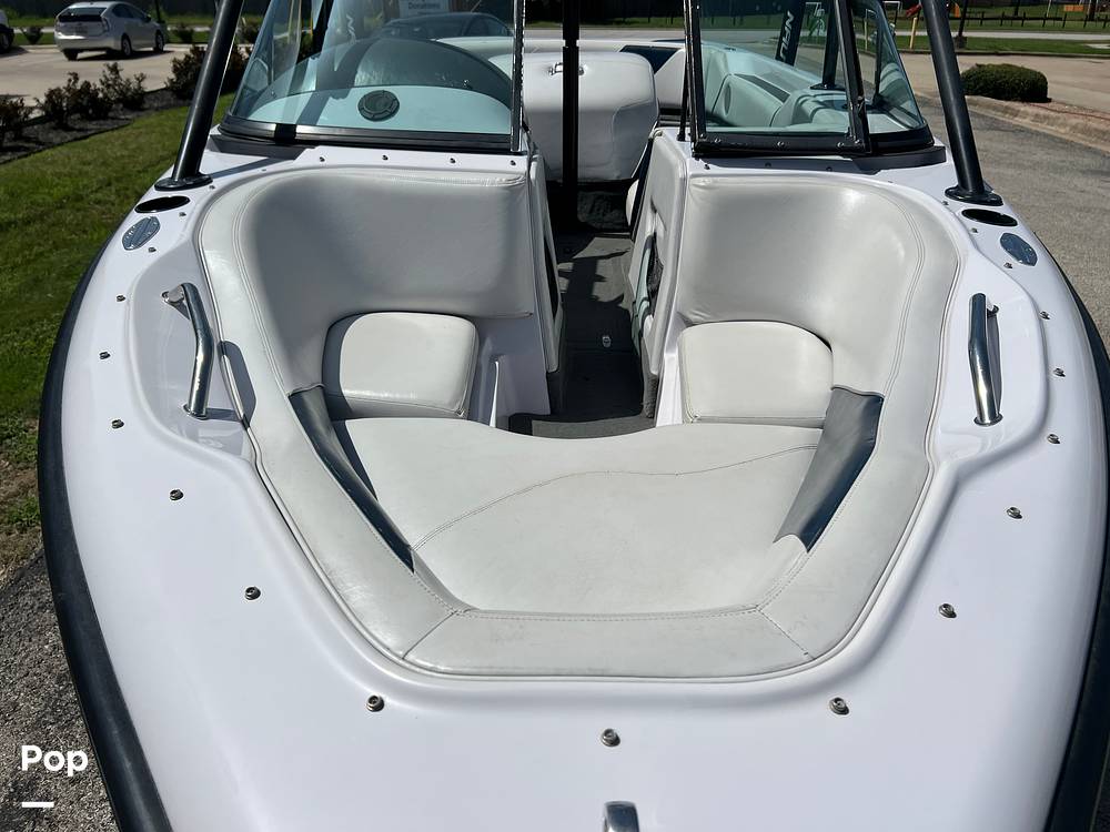 Slide: The Image of Correct Craft Pro Air Nautique 2001 - 15648101