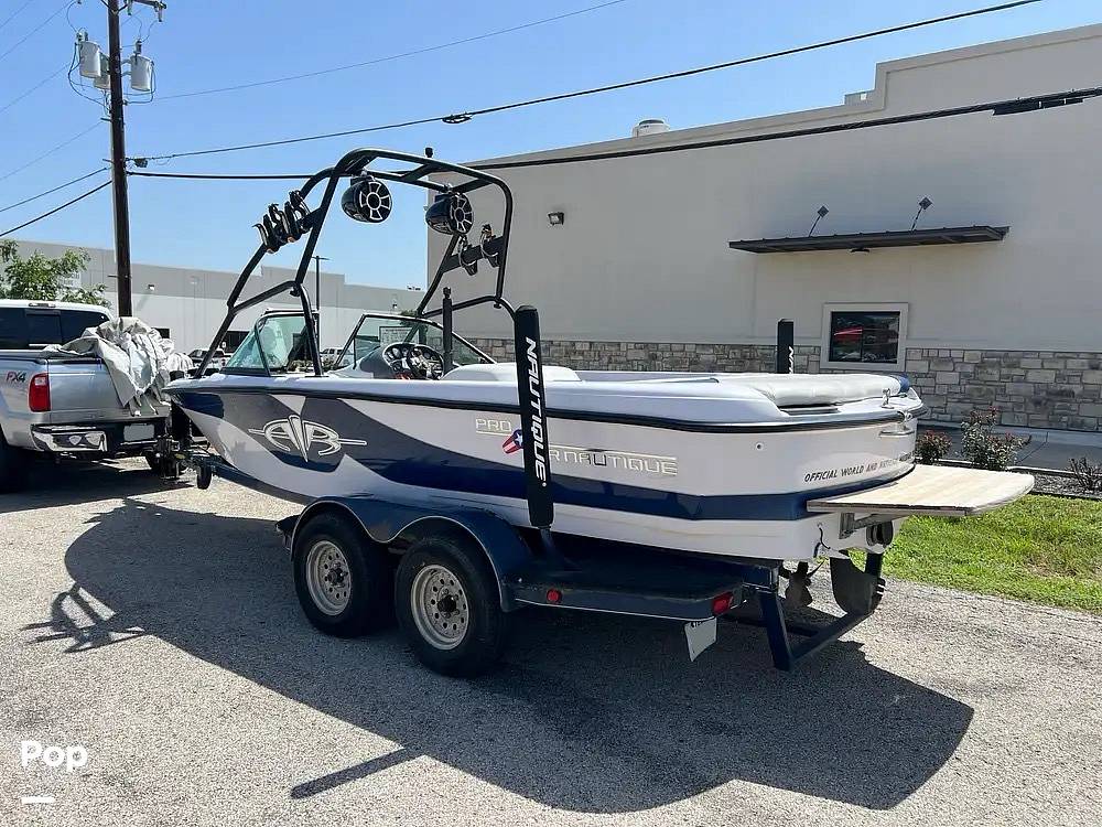 Slide: The Image of Correct Craft Pro Air Nautique 2001 - 15659352