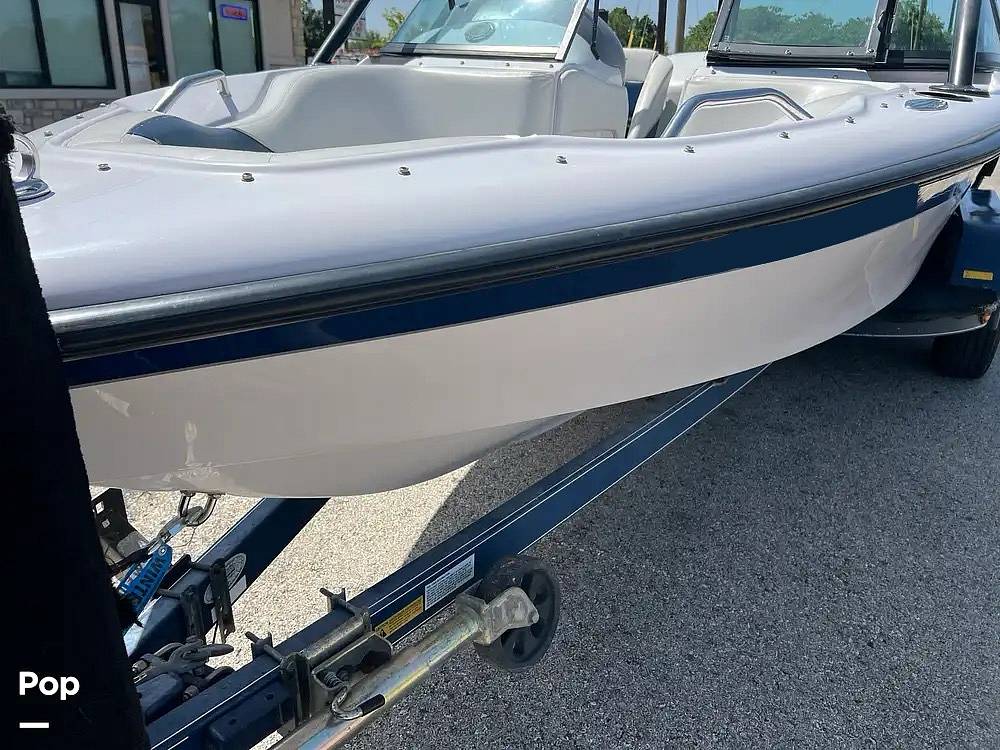 Slide: The Image of Correct Craft Pro Air Nautique 2001 - 15659356