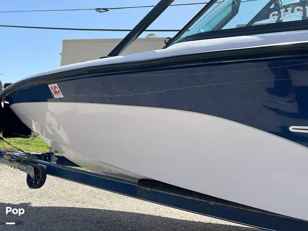 Slide: The Image of Correct Craft Pro Air Nautique 2001 - 15659357