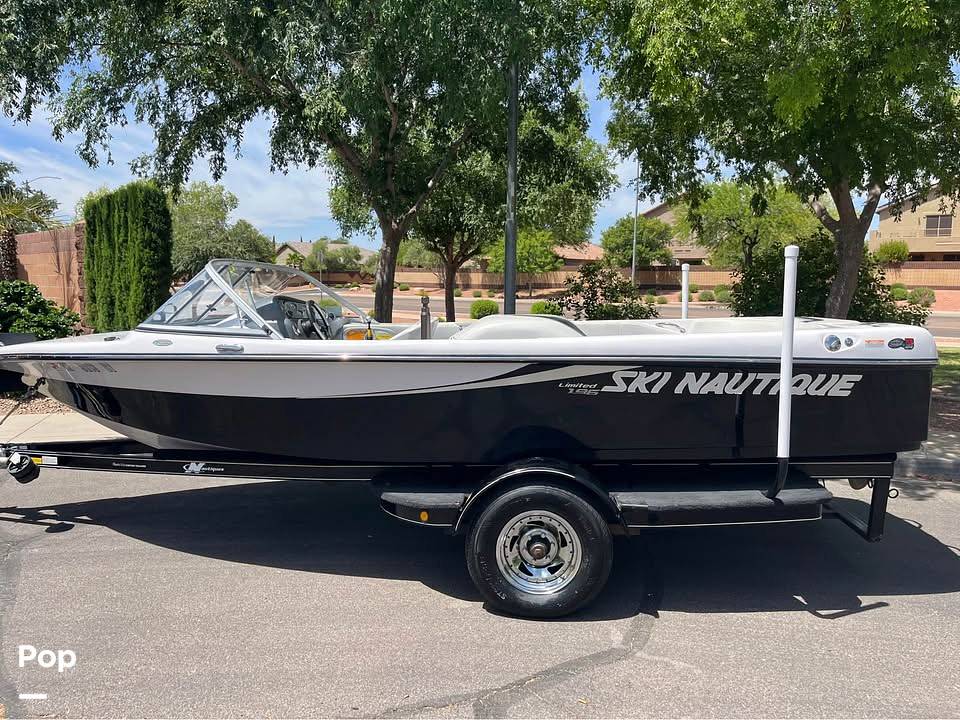 Slide: The Image of Correct Craft Ski Nautique 196 2008 - 15023358